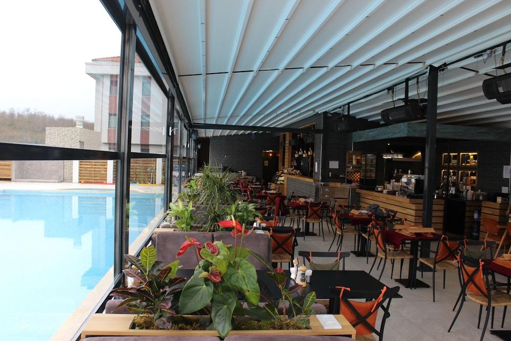 Ucar Royal Hotel Ve Konferans Salonu Ağva Exterior foto